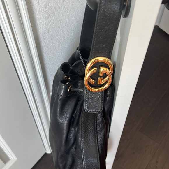 Authentic Gucci shoulder bag. - Picture 5 of 7